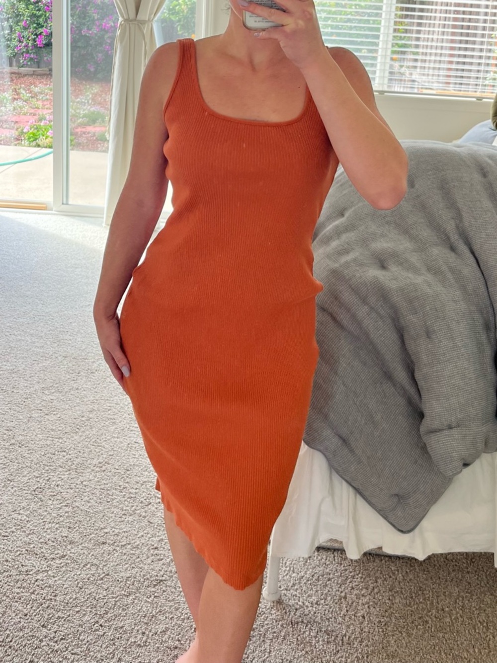 Uniqlo Ribbed Midi Dress - Picture 4 of 4